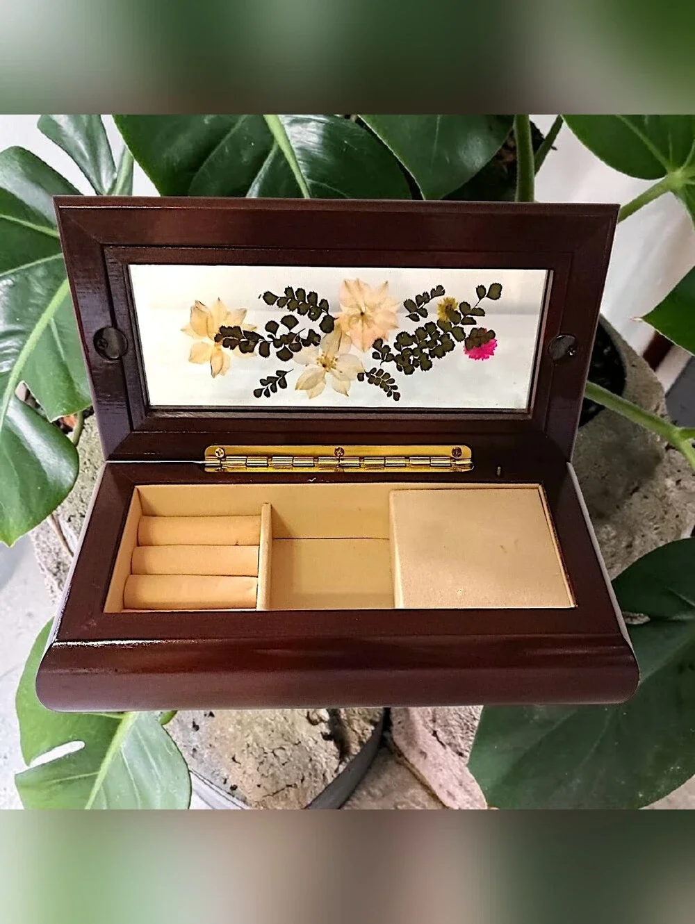 Wood Dried Pressed Flowers‎ Jewelry Box Musical Plays Nadias Theme WORKS Vtg 90s